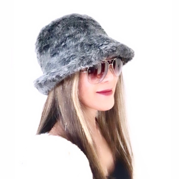 Grey Faux Fur Winter Foldable Fuzzy Bucket Hat - Picture 7 of 7